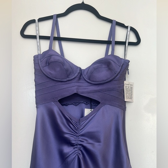 HERVÉ LÉGER X LAW ROACH
Bandage-paneled draped satin midi dress - Lavender - Picture 8 of 9